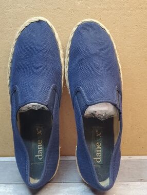 DaneXX Women's Navy Espadrilles Slip-Ons Size 9.5 W